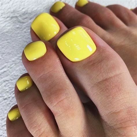 65 Original Toe Nail Colors To Try Out Naildesignsjournal Toe Nail
