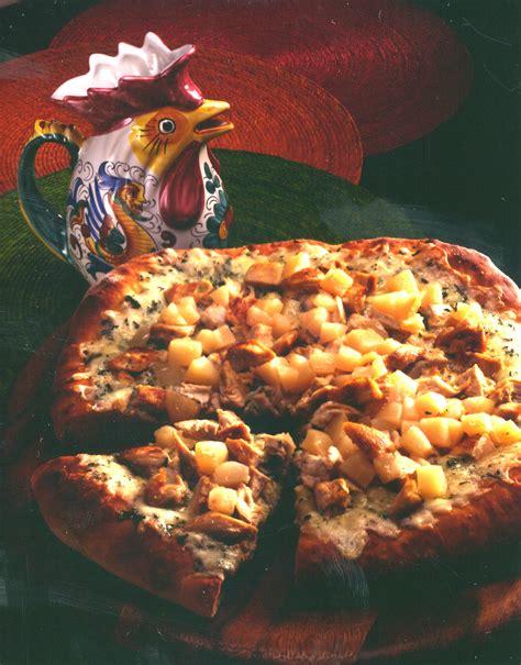 Grilled California Chicken Pizza With Bartlett Pears California