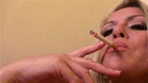 Chelsea Zinn Smokes Hot Med Rez Pt 4 Alt Fetish Zone Clips4sale