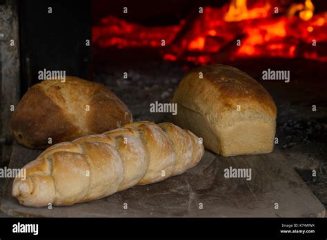 Wood Fired Oven Hi Res Stock Photography And Images Alamy