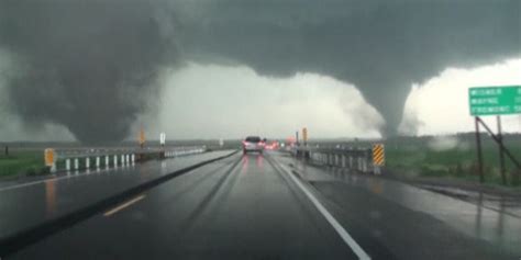 Twin Tornadoes Touch Down In Nebraska The New York Times