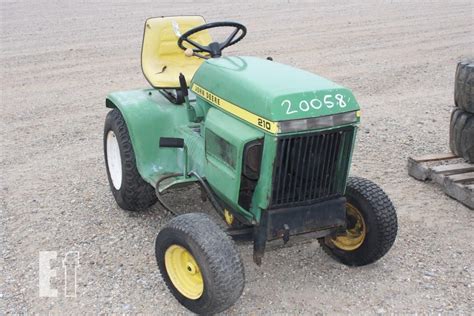 John Deere 210 Online Auctions