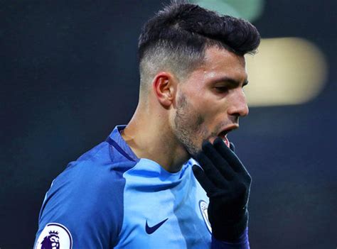 He challenged to me, & told me you do not have the courage to do it before the challenge with the united. Hairstyle Kun Aguero 2017 - Rawatan 0