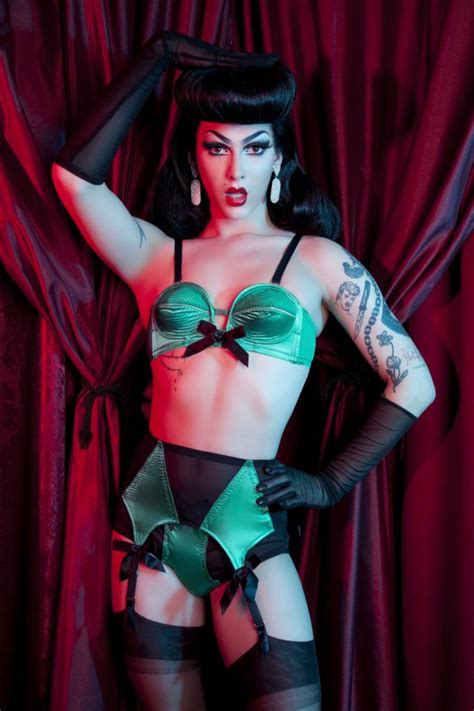 Ru Paul S Drag Race Winner Violet Chachki Becomes The First Drag Queen