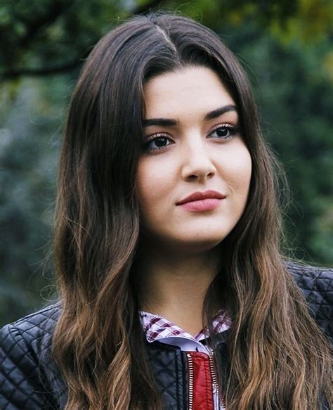 Hande Erçel Turkish Beauty Turkish Women Beautiful Beautiful Girl Face