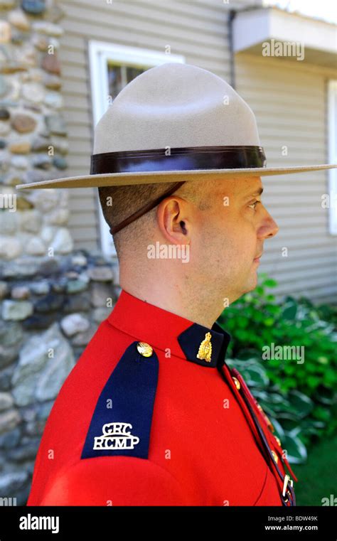 Canadian Mounties In Uniform In Patriotic Parade Stock Photo Alamy