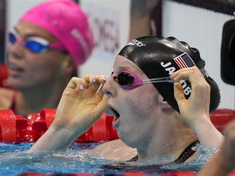 At Just 17 Lydia Jacoby Wins Gold In 100m Breaststroke And Makes