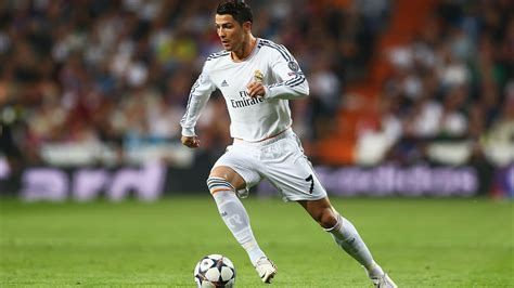 Cristiano Ronaldo In Action Wallpapers Hd Wallpapers Id 24819