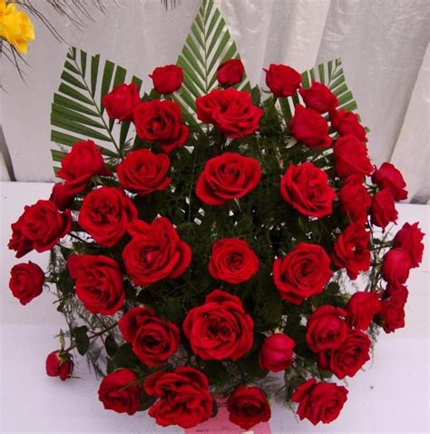 Beautiful Rose Flower Bouquet For Your Loved Ones The Wondrous Pics