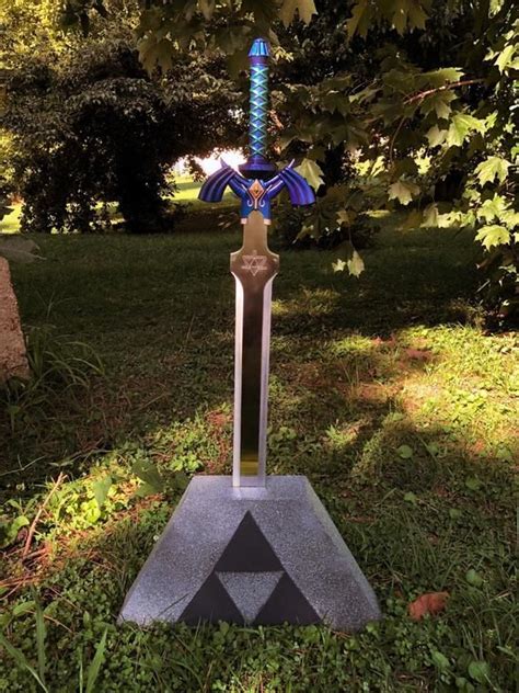 botw the world s most accurate master sword replica carbon steel bronze hilt gold plated inlates