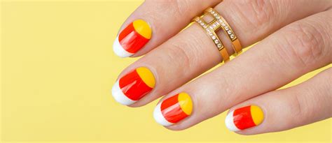 Looks pretty much like #2 design, but is more bright thanks to different color choice. 42 Irresistible Thanksgiving Nails Ideas For Every Taste