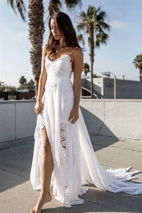 Https://techalive.net/wedding/backless White Beach Wedding Dress