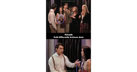 Friends 1994 Tv Mistake Picture Id 329651