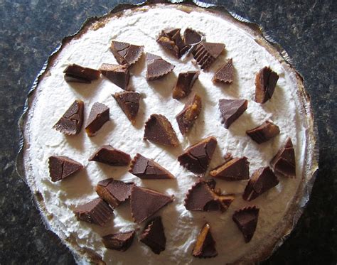 Research has shown that peanuts can help control blood sugar in both healthy individuals and those with type 2 diabetes (kirkmeyer, 2000 and jenkins, 2011). Stephanie Cooks: Creamy Peanut Butter Pie