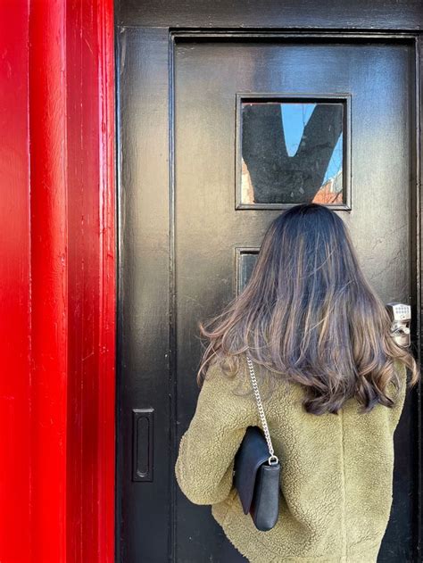 look back at it hairstyle blowout mirror selfie