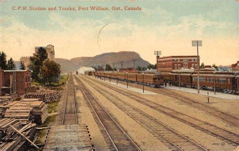 Fort William Ontario Railroad Station Tracks Antique Postcard K44165 Ebay