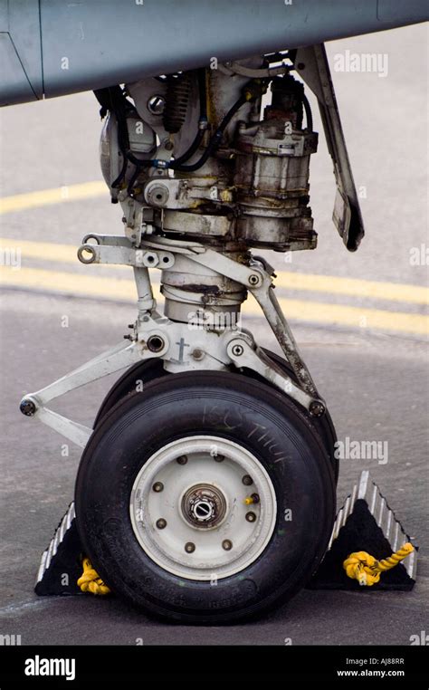 Fighter Aircraft Undercarriage Stock Photo Alamy
