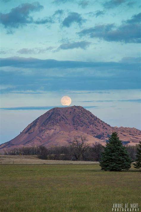 Bear Butte South Dakota Black Hills Photos Of The Week Moonscape