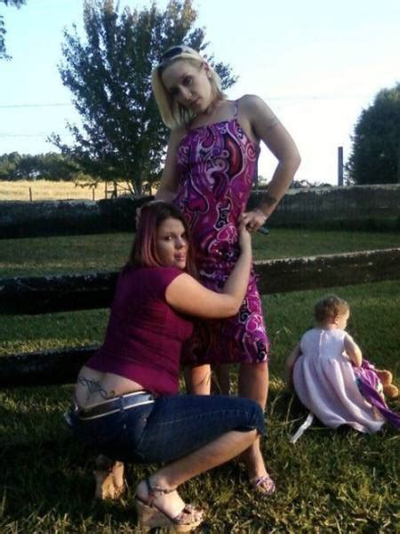 10 Of The Most Terrible Mom Selfie Fails That You Will Ever See