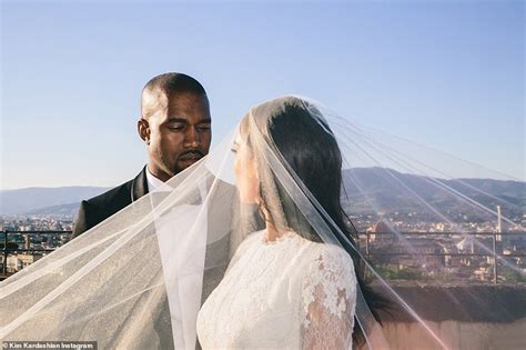 Kim Kardashian And Kanye West S Five Year Wedding Anniversary Daily Mail Online