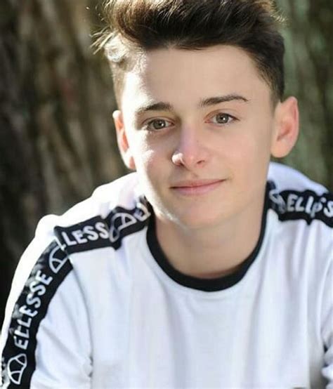 We did not find results for: DM'S - NOAH SCHNAPP en 2020 | Celebridades guapas ...
