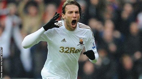 Michu Signs Four Year Contract With Swansea City Bbc Sport