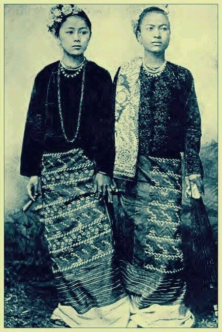 Womens Fashion Pre War Peroid Myanmar Women Vintage Myanmar