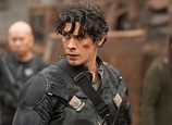 Bellamy from 'The 100' deserves better: Why we won't stop saying it ...