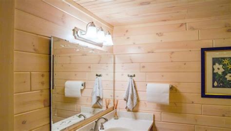 Wood Ceiling In A Bathroom 14 Examples Tilenspace