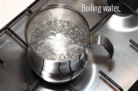 What Temperature Does Water Boil