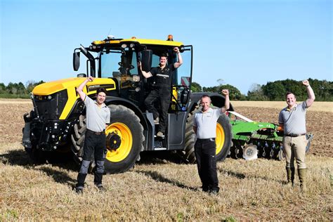 Jcb Giant Logo Marks 75th Anniverary Express And Star