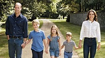 Prince William, Princess Kate Middleton & Their 3 Children Beam In New ...