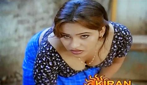 She has acted in movies like sneha (2001), apsara (2002), vivadam (2003) and sundarikutty (2003). Ente Arangettam Part 7 Hot Malayalam Kambikadha - BEST ...