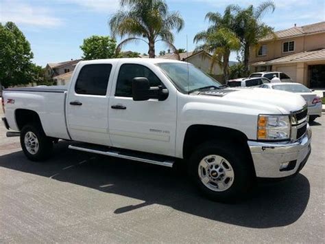 The 2011 chevrolet silverado 2500hd is offered in regular cab, extended cab or crew cab body styles. Find used 2011 CHEVROLET Silverado 2500HD 4WD Crew Cab 153 ...