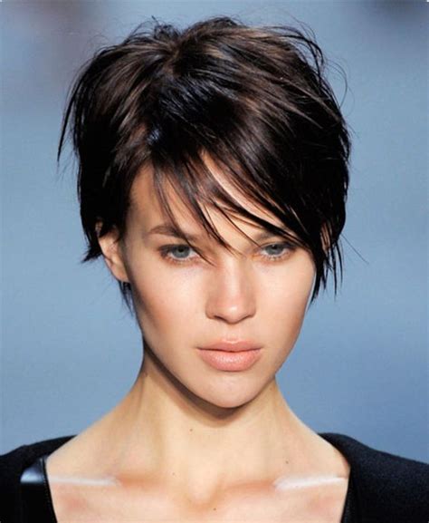 35 Modèles De Coiffure Avec Frange Sur Cheveux Courts Ou Longs