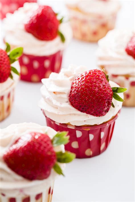 Chocolate chip cupcakes with strawberry whipped cream frosting recipe. Vanilla Cupcakes With Strawberry Whipped Cream Frosting ...