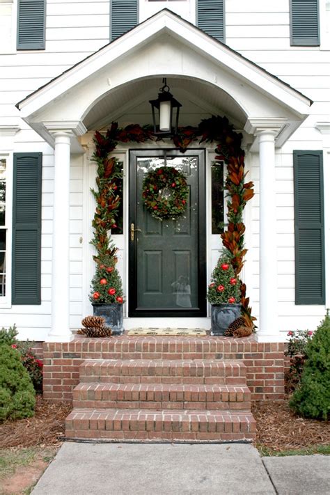 Victorian, arts & crafts american colonial period interior decorating. Our Colonial Christmas Front Door - Emily A. Clark
