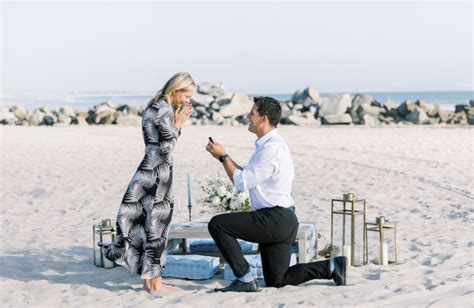 Chic Beach Picnic Marriage Proposal In San Diego The Yes Girls