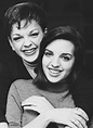 A TRAVES DEL UNIBERTO: Mamá Judy Garland e hija Liza Minelli cantan ...
