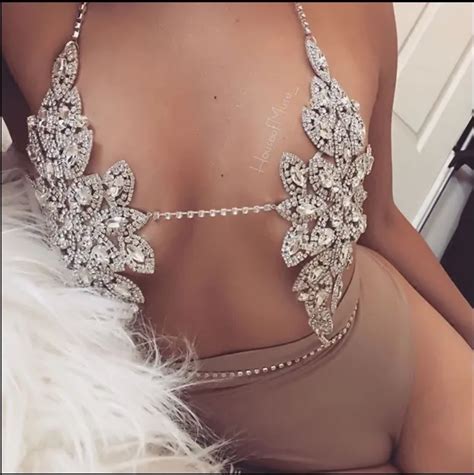 New Design Lady Crystal Bodys Chain Necklace Women Sexy Shiny Rhinestone Bra Cristal Jewelry