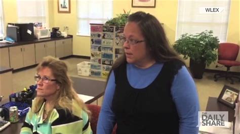 caught on cam kentucky clerk refuses to issue marriage license to same sex couple youtube