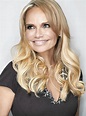 Kristin Chenoweth returns to the Segerstrom with Broadway favorites in ...