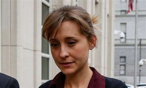 Smallville Star Allison Mack Faces Off With Nxivm Leader Keith Raniere For The First Time In
