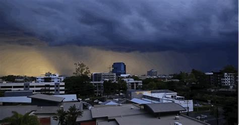 video shows dramatic lightning storm ravaging brisbane australia