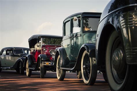 A Blast From The Past The Finest Luxury Vintage Cars Imagine