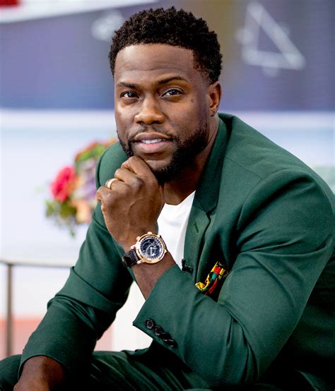Kevin Hart Steps Down As Oscars Host After Controversial Tweets