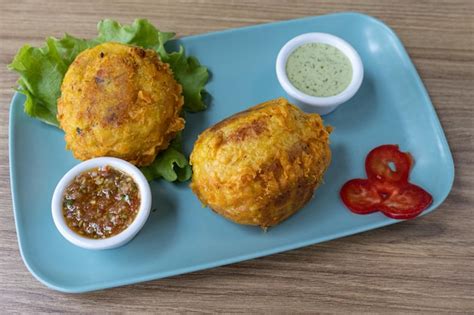Premium Photo Colombian Stuffed Potatoes Dish Of Traditional Colombian Gastronomy
