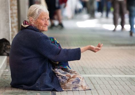 Ways To Deal With The Acute Problem Of Homelessness For The Elderly