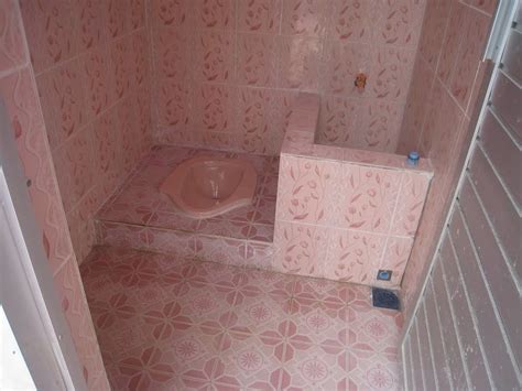 gambar desain kamar mandi minimalis modern jane churchill