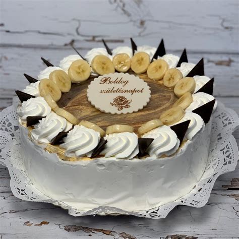 Látványos tortadísz, mely színes szikraesőt produkál! Tojáslikőrös- banán torta - StopCukrászda